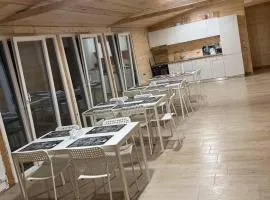 COMPLEX TURISTIC Gradina de corzi si Aventura Eselnita