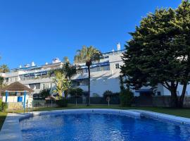 Apartamento en Costa Ballena, Urb. Playa Ballena，位于加的斯的高尔夫酒店