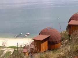 Lago de Tota Playa Blanca-Glamping Kairos，位于托塔的酒店