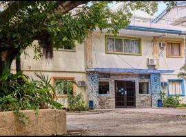 MACTAN AIRPORT HILLTOP HOTEL，位于麦克坦的酒店