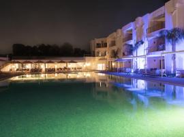 Acquaviva village，位于迦玛特的酒店