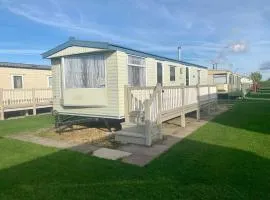 Cosey 3 Bedroom Mobile Home Golden Palms Resort