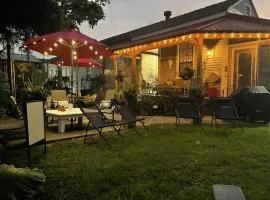 Bywater Home, Parking and Pet Friendly Retreat