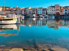 Le Best à Cassis,Top emplacement,Parking,double balcon