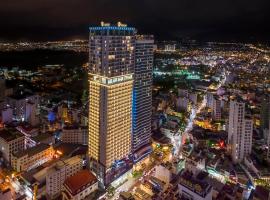 Virgo Hotel Nha Trang，位于芽庄的豪华酒店