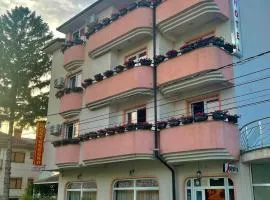Hotel Montenegro