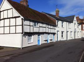 Tudor Cottage，位于拉姆西的度假屋