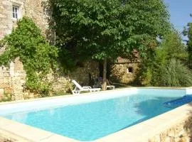 Landhaus mit Pool Petite Mombette