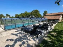 La Millière - Chambres d'hôtes - Piscine & campagne - Marie-Anne & Marie-Adélaïde