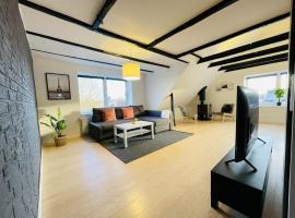 aday - 3 bedrooms luxurious apartment in Svenstrup，位于Svenstrup的酒店