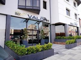 Хотел VALOR，位于蒙塔纳的酒店