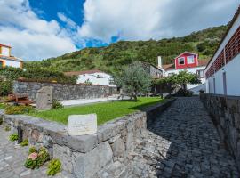 Casa do Brasão，位于拉日什杜皮库的带停车场的酒店