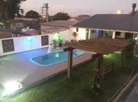 Quitinete com piscina em Balneário Pinhal