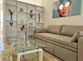 Center Suites