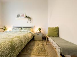 Litta's flat in Affori - 3 mins walk from MM3，位于米兰阿佛里森特罗站附近的酒店
