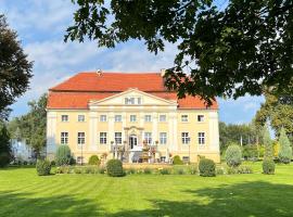Pałac Henryków，位于Szprotawa的酒店