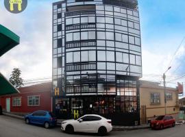 HOTEl LA PORRA，位于圣罗莎德卡瓦尔的酒店