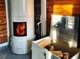 Ainutlaatuinen huoneisto Vanhassa kyläkoulussa