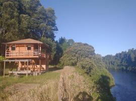 Cabaña en el Campo con Vista al Río.，位于La Unión的酒店