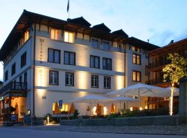 Hotel Weisses Kreuz Bergün，位于贝尔金的酒店
