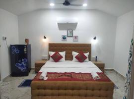 Sand and Wood premium cottage palolem beach，位于卡纳科纳的酒店