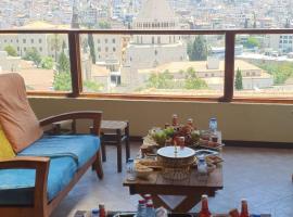 Seedi Yousef Hostel & Cafe，位于拿撒勒的酒店