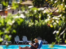 Brione Green Resort，位于加尔达湖滨的酒店