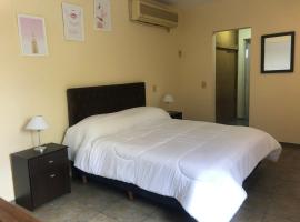 Escápate a Mendoza !! Apartamento SAN MARTIN，位于戈多伊克鲁斯的酒店