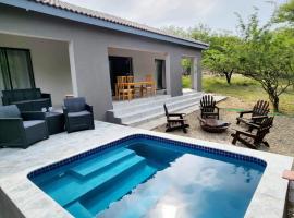 2 Bedroom Bush Villa close to the Kruger，位于玛洛斯帕克的酒店