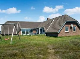 Cozy Home In Hvide Sande With Sauna