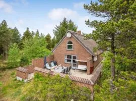 Lovely Home In Rm With Kitchen