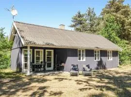 Pet Friendly Home In Aakirkeby With Kitchen