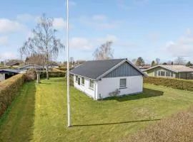Beautiful Home In Hejls With Wifi