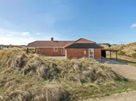 Stunning Home In Vejers Strand With Sauna, Wifi And Indoor Swimming Pool