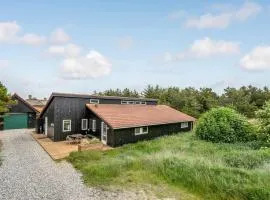 Beautiful Home In Ringkøbing With Kitchen