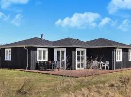 Gorgeous Home In Ejstrupholm With Wifi