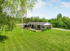 Awesome Home In Strandby With Wifi
