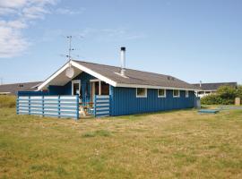 Cozy Home In Hvide Sande With Wifi，位于Nørre Lyngvig的酒店