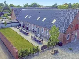 Lovely Home In Allingåbro With Kitchen