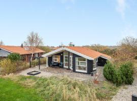Holiday Home Marielyst Strandpark Dnmk Ii，位于博托比的酒店