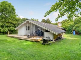 Gorgeous Home In Tranekær With Kitchen，位于Tranekær的酒店