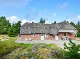 Nice Home In Rm With 4 Bedrooms, Sauna And Wifi