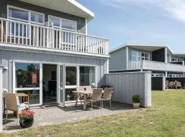 Four-Bedroom Holiday Home In Lokken