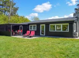 Stunning Home In Jægerspris With Kitchen