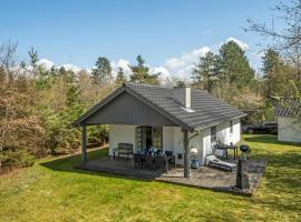 4 Bedroom Stunning Home In Asnæs，位于Asnæs的酒店