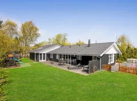 Pet Friendly Home In Rødby With Indoor Swimming Pool