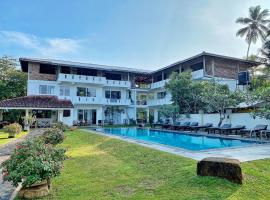 Villa Kaya Guest House，位于希克杜沃的海滩短租房