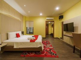 RedDoorz Plus near Dunia Fantasi Ancol，位于雅加达安科海滩码头附近的酒店