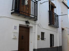 Casa Estrella de las nieves La Alpujarra，位于贝尔楚勒斯的度假短租房