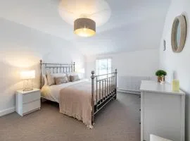 Sea Breeze Apartment